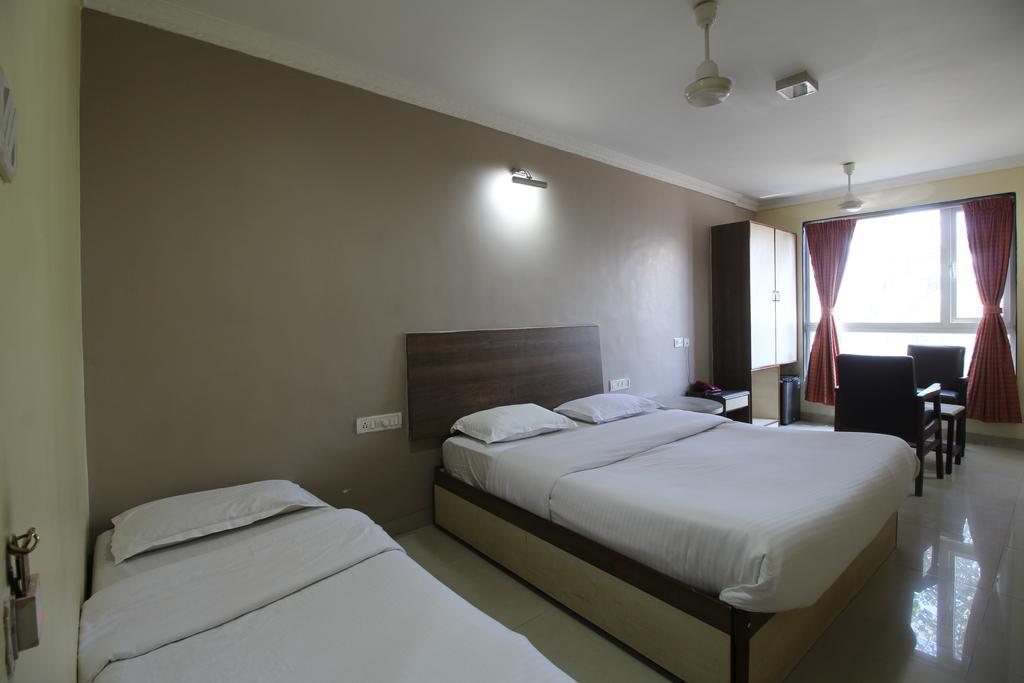 Hotel Samrat Bombay Habitación foto